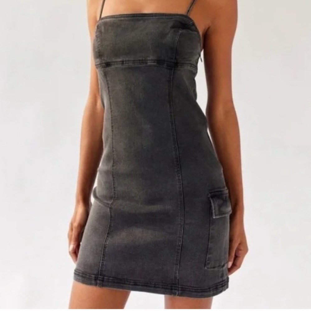 URBAN OUTFITTERS WHITNEY DENIM DRESS